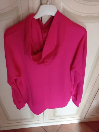 Felpa con cappuccio fucsia Make Your Dreams.