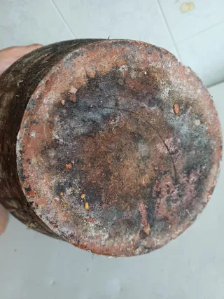 Cántaros antiguos de barro