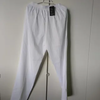 Pantalón blanco