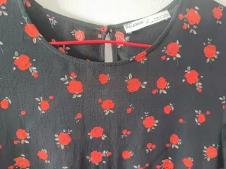 Vestido largo Pull and Bear estampado floral