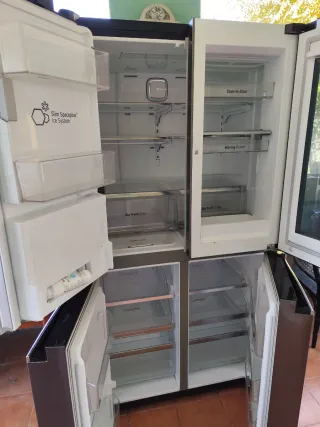 Nevera LG Inverter Linear Compressor AVERIADA