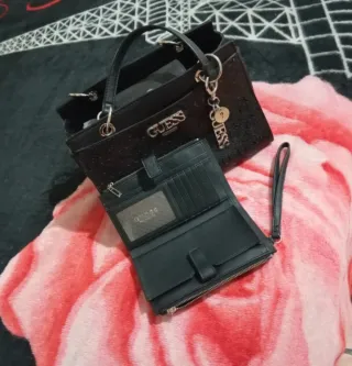 Bolso Guess Negro