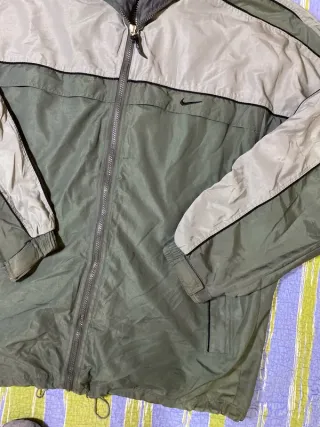 Chaqueta Nike impermeable militar verde gris XL