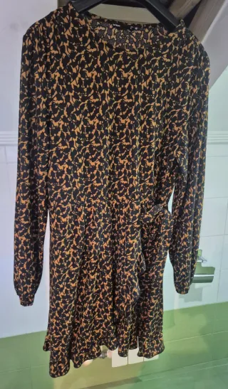 Vestido Estampado Lefties Negro Naranja