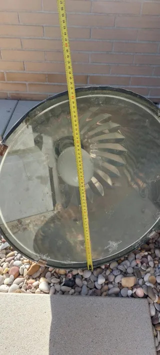 Lámpara industrial metálica