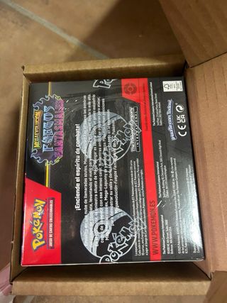 Caja Pokémon Fuegos Fantasmales x36 sobres español