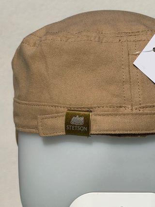 Gorra Stetson estilo militar beige