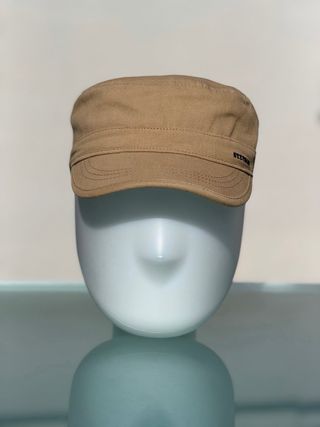 Gorra Stetson estilo militar beige