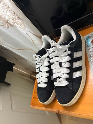 Adidas Campus Negras y Blancas