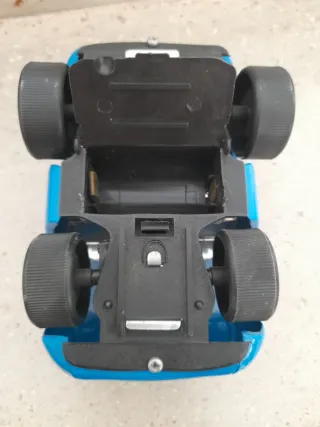 Coche juguete antiguo FORD-IBI de metal.