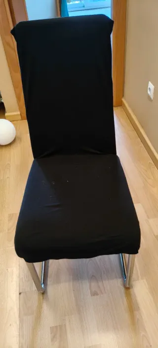 Tavolo da pranzo e 6 sedie