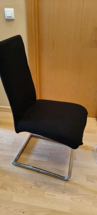 Tavolo da pranzo e 6 sedie