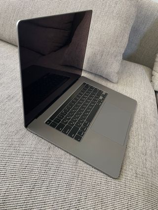 MacBook Pro 16 2019 eng/ru 2.6/16/512/4gb Radeon