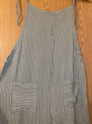 Mono de rayas verde y blanco