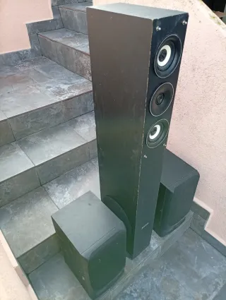 Altavoces negros