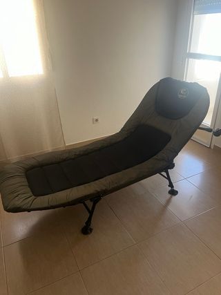 Cama de pesca plegable