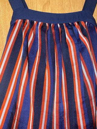 Top de rayas azul, blanco y rojo