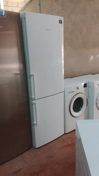 Nevera Bosch blanca watsap 604288294