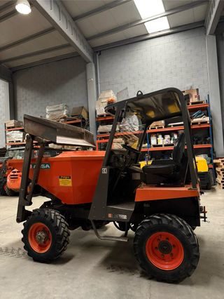 2 UDS. DUMPER AUSA D 250 RHGS CON PALA