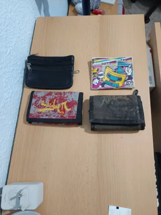 Lote 4 Carteras/Billeteras