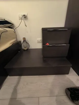 Mesitas de noche matrimonio madera y metal