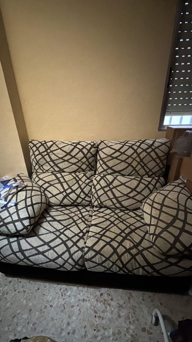 Sofá de 2 plazas tela beige y negro