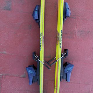 Esquís Rossignol M1D con fijaciones Salomon