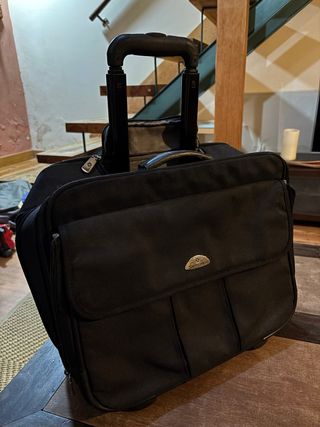 Maletín con ruedas Samsonite negro