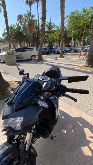 Kawasaki Z650 2025 (35kW)