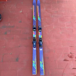 Esquís Rossignol 175cm con Fijaciones Salomon