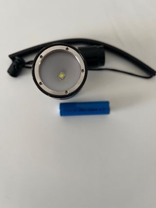 Linterna LED Buceo/Camping + Batería
