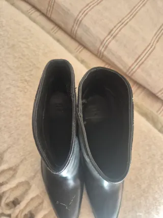 Botines de piel Zara negros