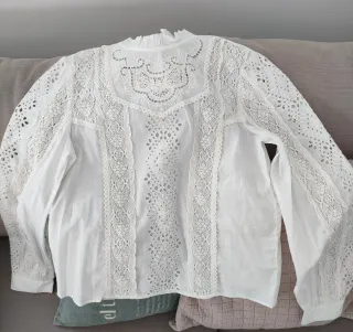Camisa blanca mujer encaje