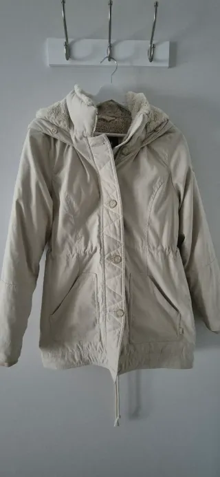 Parka Beige con forro de piel sintética Hollister