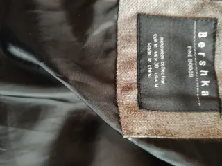 Cazadora chico Bershka gris