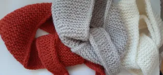 Bufanda scarf tipo sophie tejida a mano.