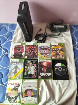Xbox 360 120GB + 10 Juegos