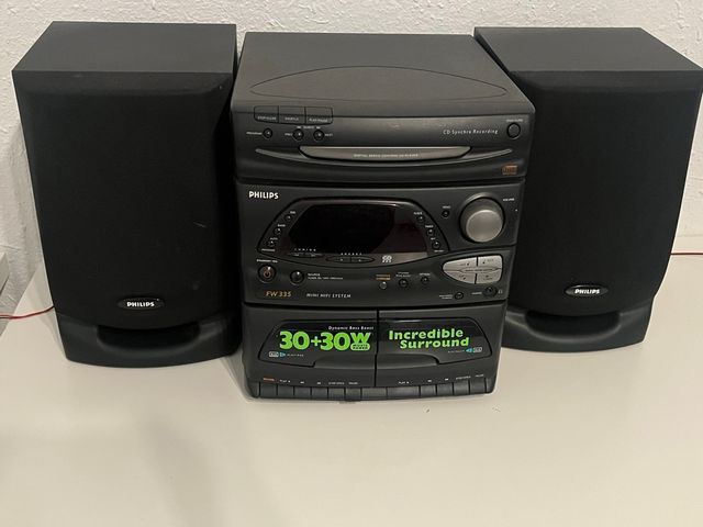 Mini cadena Philips CD y casete FW 335