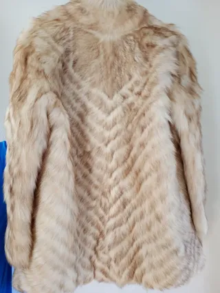 Abrigo vintage pelo beige y marrón