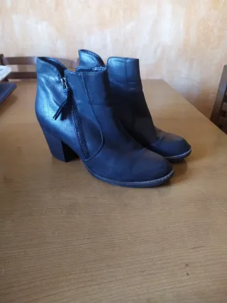 Botines piel mujer Graceland Talla 39. Gris oscuro