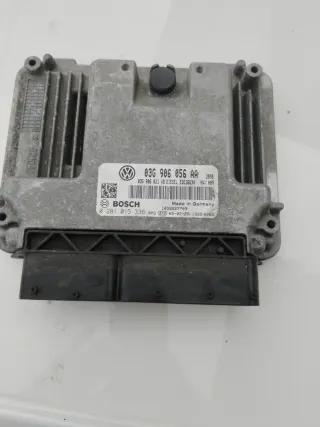 Centralita Motor Seat León 2  03G906056AA Bosch