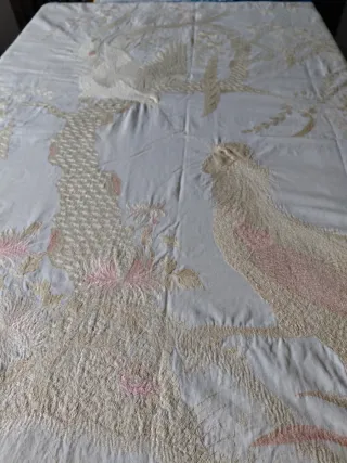 Colcha   Modernista Bordado a Mano