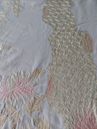 Colcha   Modernista Bordado a Mano