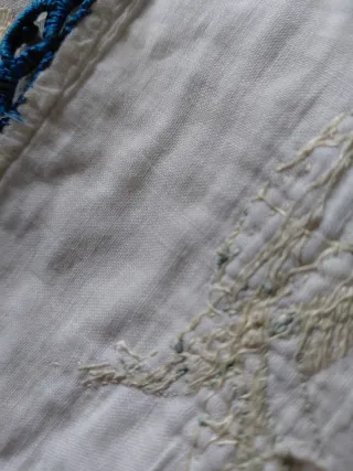 Colcha   Modernista Bordado a Mano
