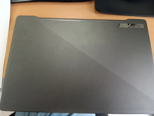 Asus ROG Zephyrus Ryzen 7 1TB SSD 24GB RAM