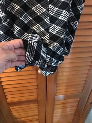 Mono corto cuadros tirantes largos