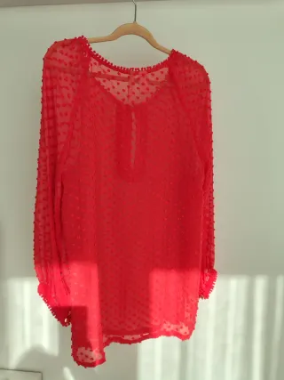 Blusa Mango plumeti roja Talla XS