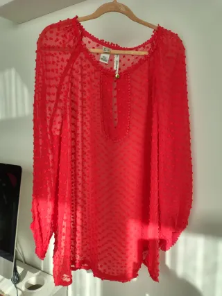 Blusa Mango plumeti roja Talla XS