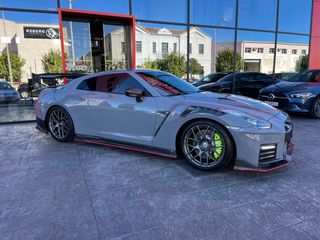 Nissan GT-R 2009