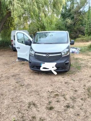 Opel Vivaro 2015
